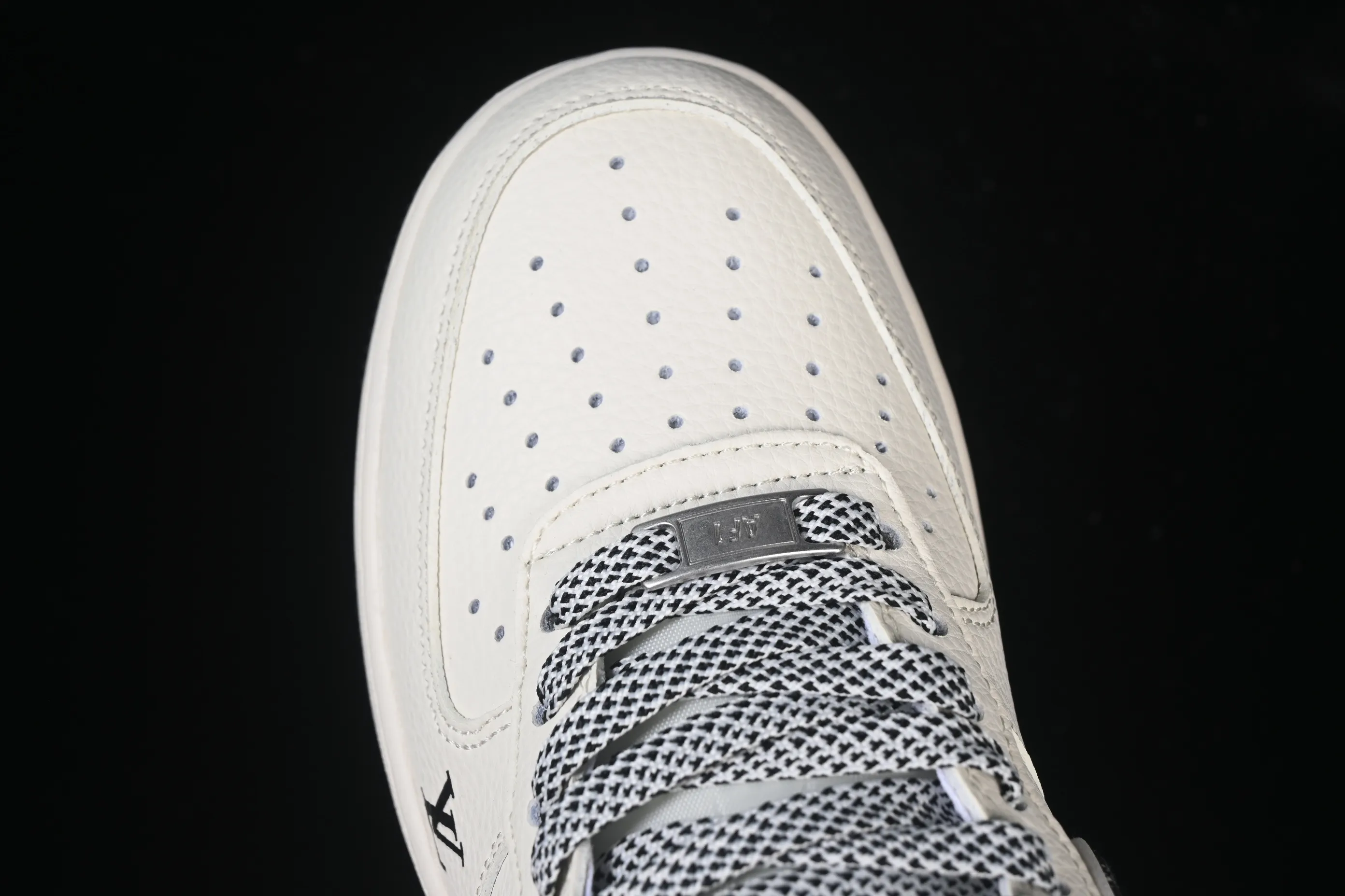 All categories Nk Air Force 1 Air Force series Nk Air Force 1 Low Air Force low-top Nike Air Force 1'07 Low LV joint black denim print Air Force 1 low-top casual sneakers SM6668-108